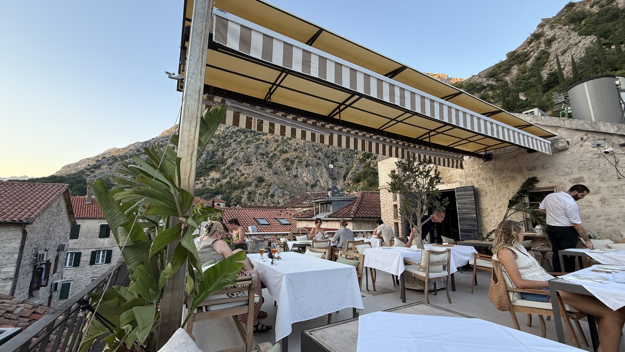 rooftop-hotel-boutique-hippocampus-kotor-montenegro