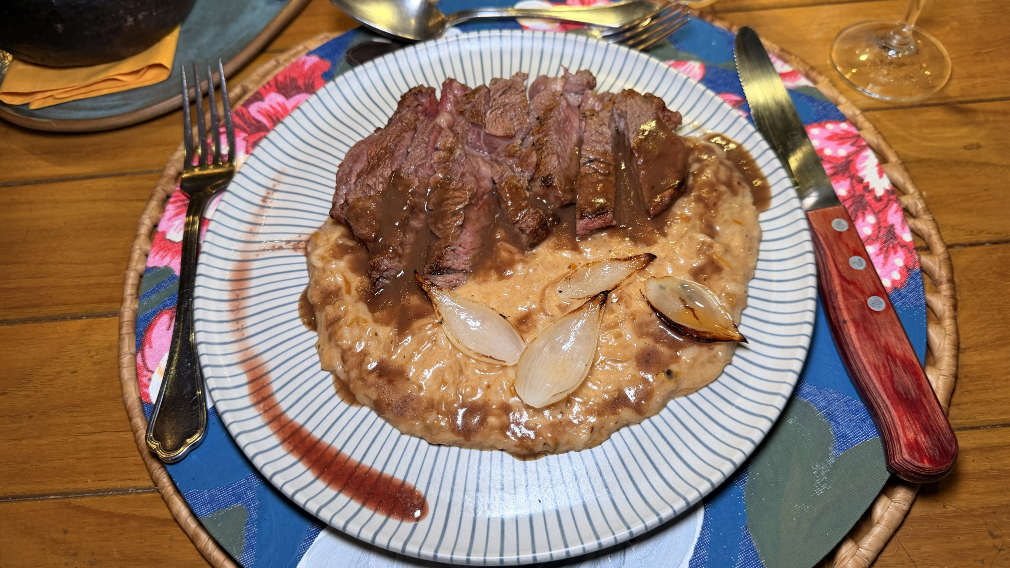 Angus com risoto de Cebola Tiaté Fernando de Noronha